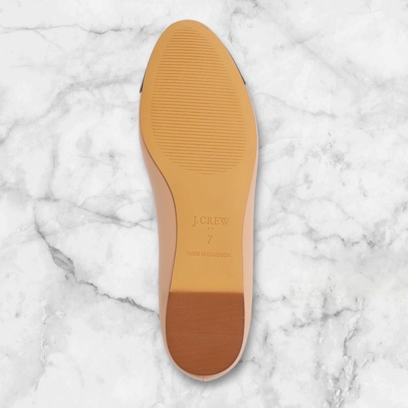 🆕J. Crew Tan and Flats with Black Rounded Toe and Bow Detail - Picture 6 of 16